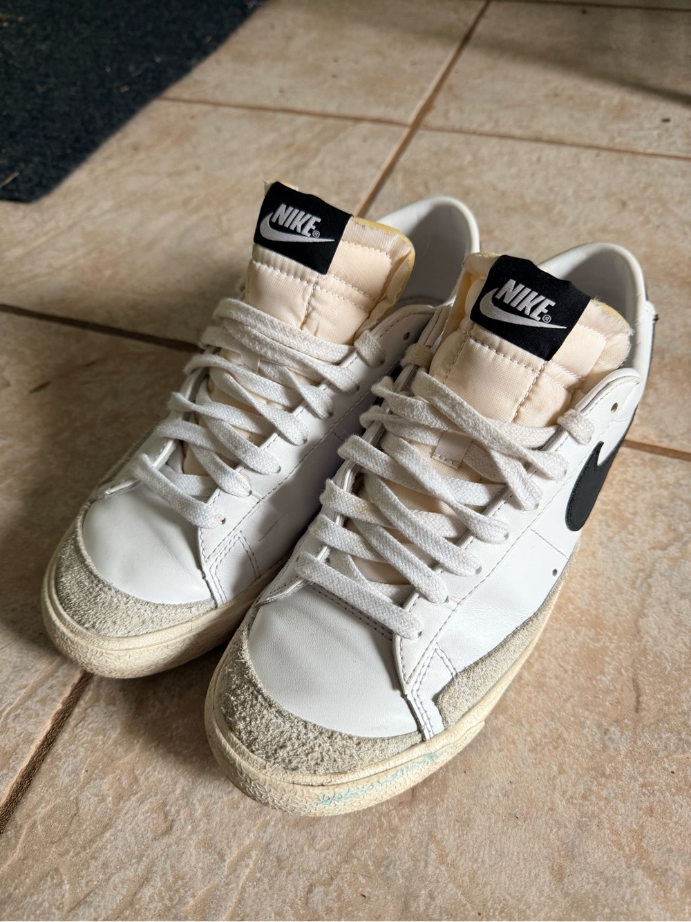 Nike low top Blazers